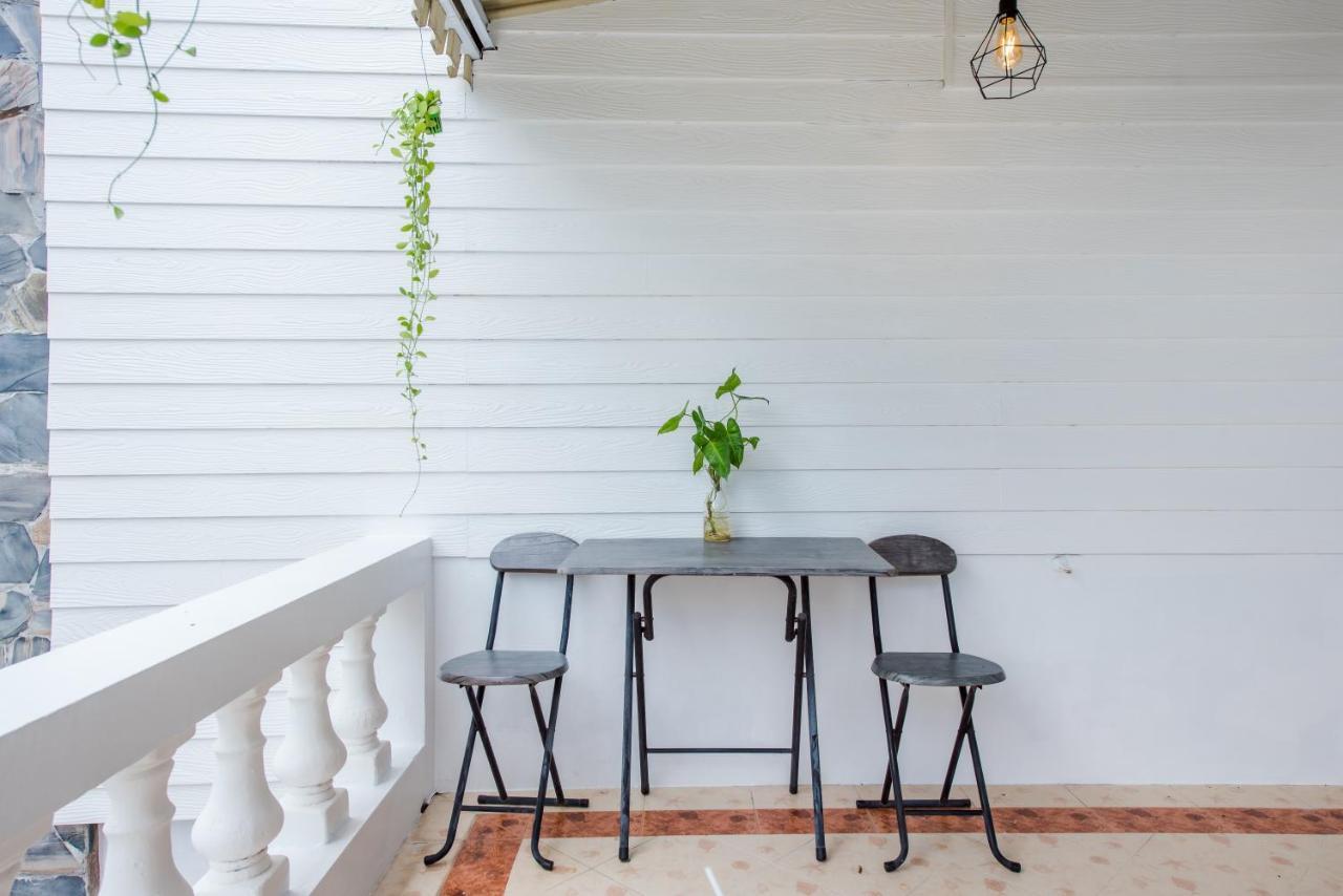 White Beach House Hua Hin 20 Second To The Beach المظهر الخارجي الصورة